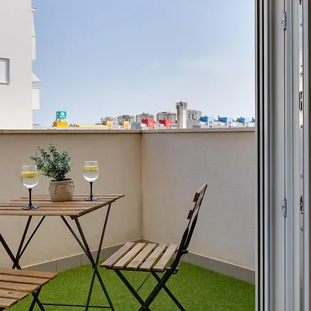 Lux 1- With Garage And Balcony Zara