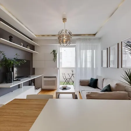 Lux 1- With Garage And Balcony Apartment