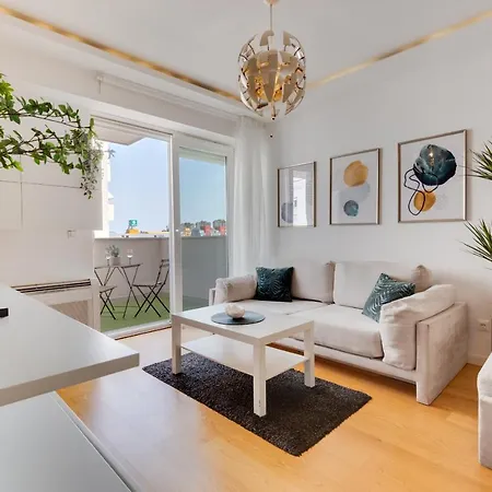 Lux 1- With Garage And Balcony Apartment