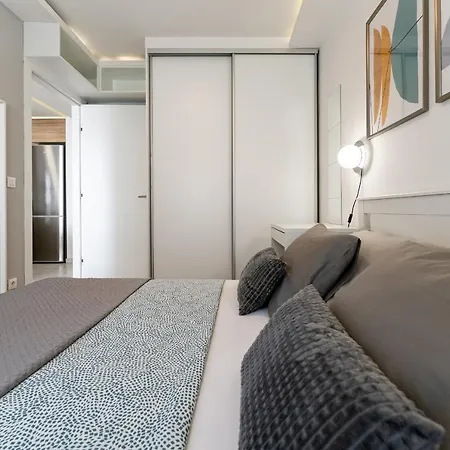 Lejlighed Lux 1- With Garage And Balcony