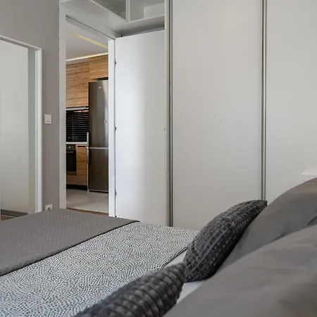דירה Lux 1- With Garage And Balcony זאדאר