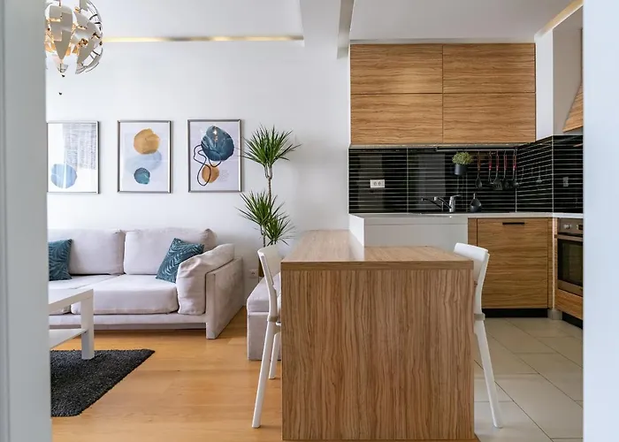 Lux 1- With Garage And Balcony Apartment